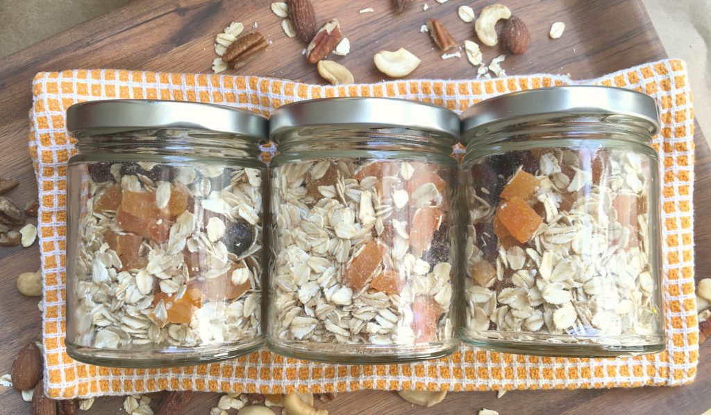 Healthy On-the-Go Muesli Cereal (The Real Overnight Oats)