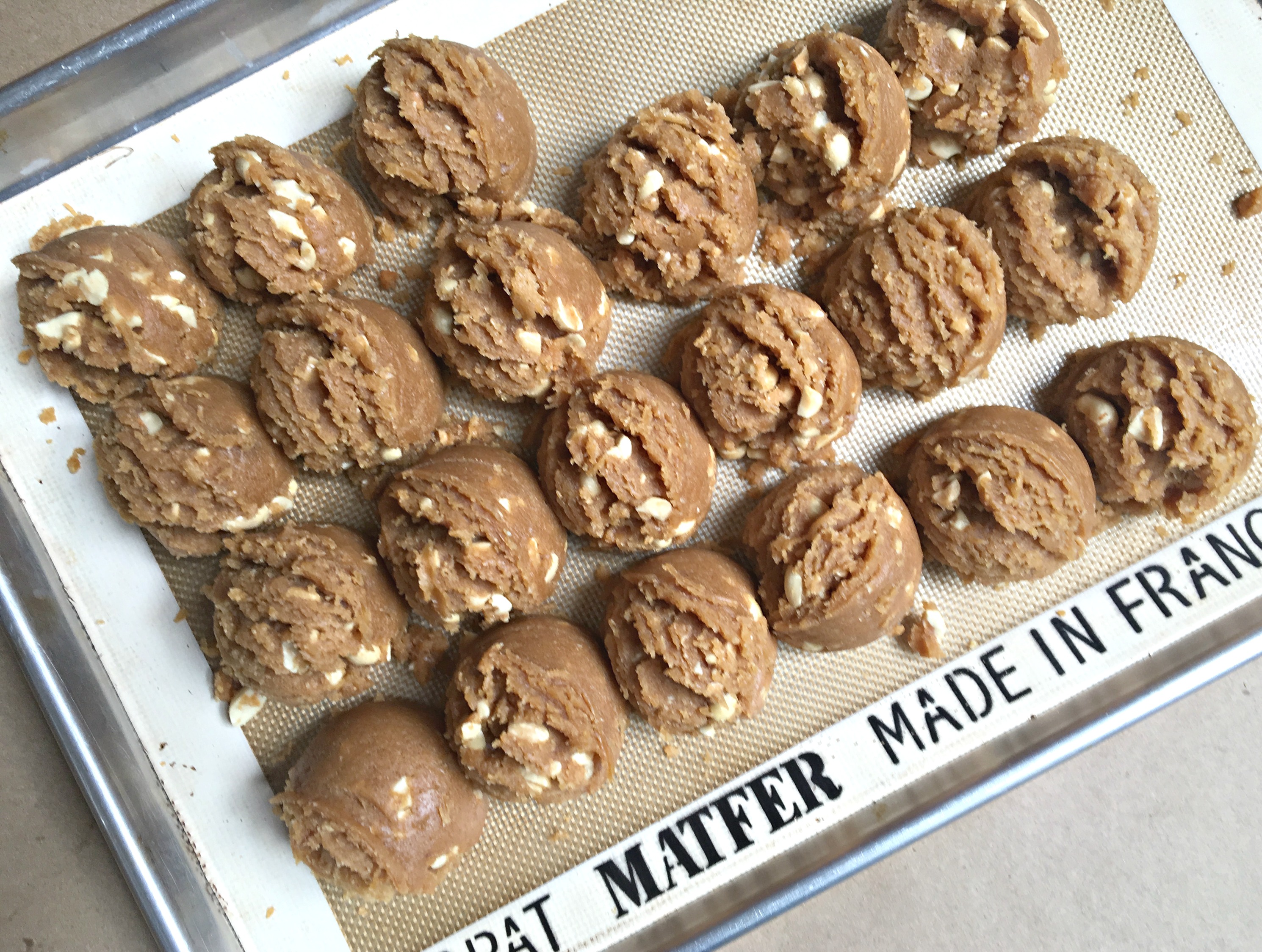 Perfect Peanutty Peanut Butter Cookies